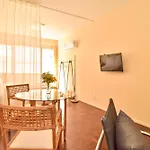 Custo benefício e Praticidade no Centro de Floripa P1144